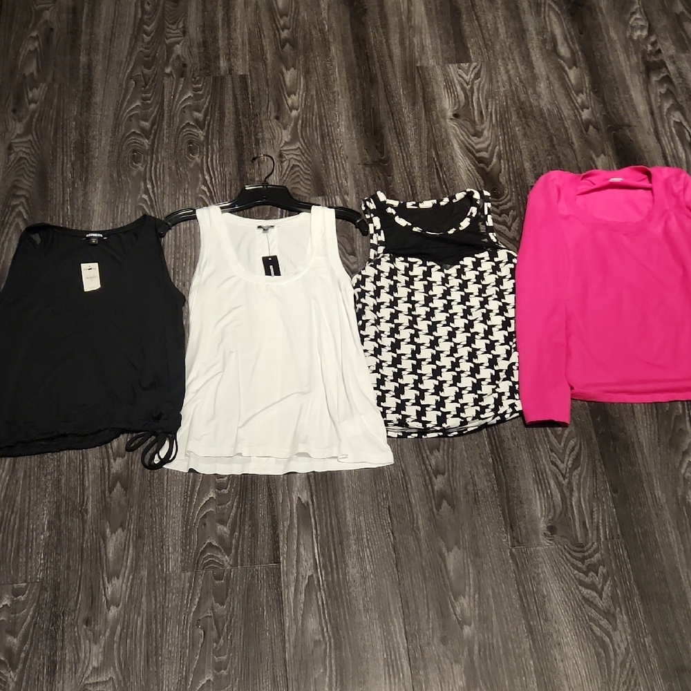 Bundle of 4 Express Tops: Black, White, Houndstooth Pink XS